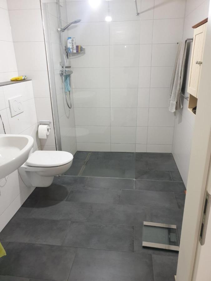 Schones Privatzimmer In Einem Neubau Ольденбург Экстерьер фото